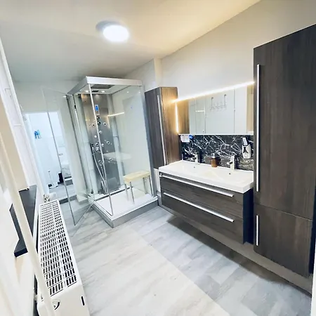 Apartament Cozy&calm With Ensuite Heers