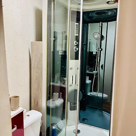 Apartament Cozy&calm With Ensuite *